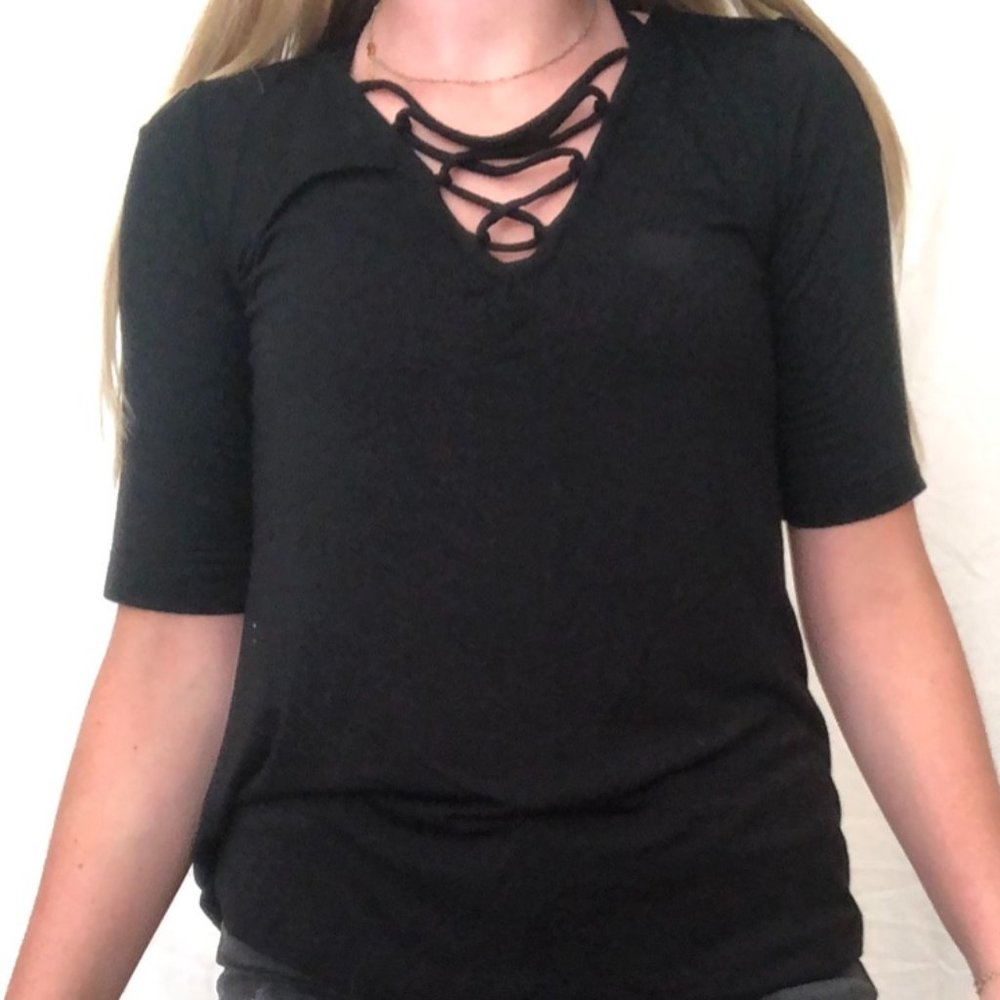 black t shirt
